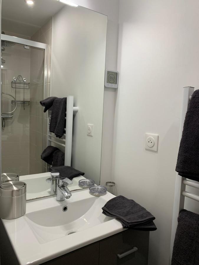 Resid Home 5 - Duplex Cosy Avec Parking Gratuit Saint-Léonard المظهر الخارجي الصورة